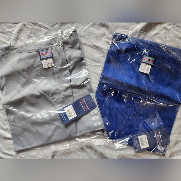 Cherokee Tops - NWT 2 XL Cherokee Scrub Tops